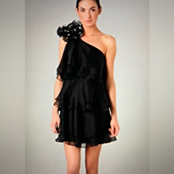 Marchesa Dresses & Skirts - Marchesa 100% Silk Dress